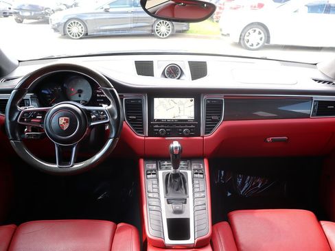 Used 2015 Porsche Macan S AWD/4WD image 15