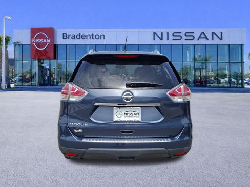 Used 2016 Nissan Rogue S w/ Appearance Package FWD image 6