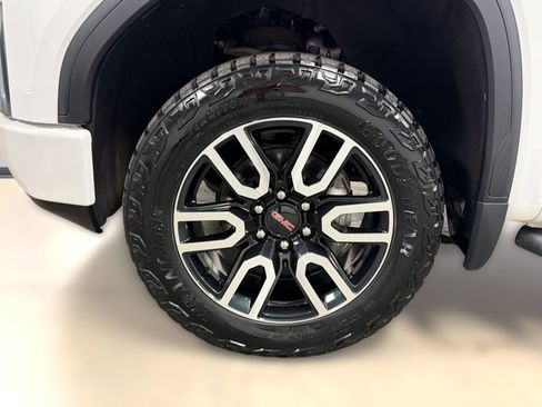 Used 2021 GMC Sierra 1500 AT4 AWD/4WD image 12