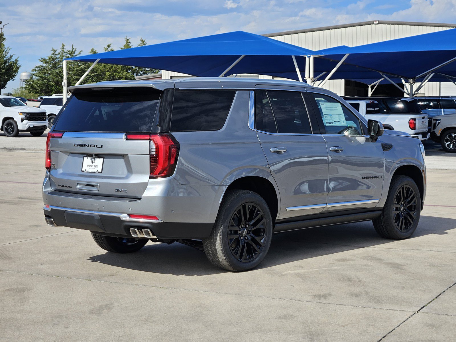 New 2027 GMC Yukon Denali w/ Denali Reserve Package AWD/4WD image 4