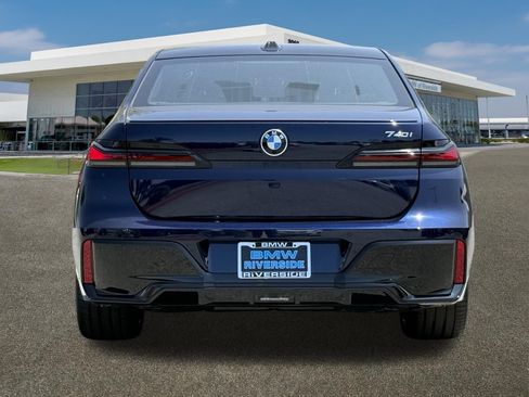 New 2026 BMW 740i RWD image 9