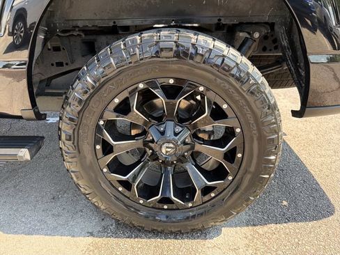Used 2022 Ford F150 Platinum w/ Equipment Group 701A High AWD/4WD image 31