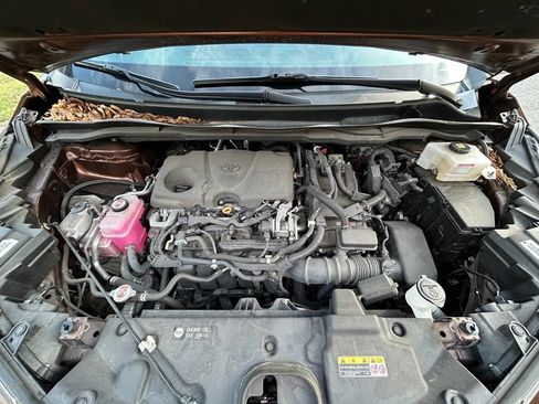 Used 2021 Toyota Sienna XLE FWD image 12