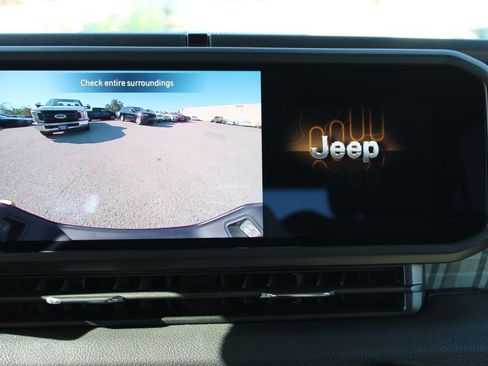 New 2026 Jeep Gladiator Sport AWD/4WD image 19