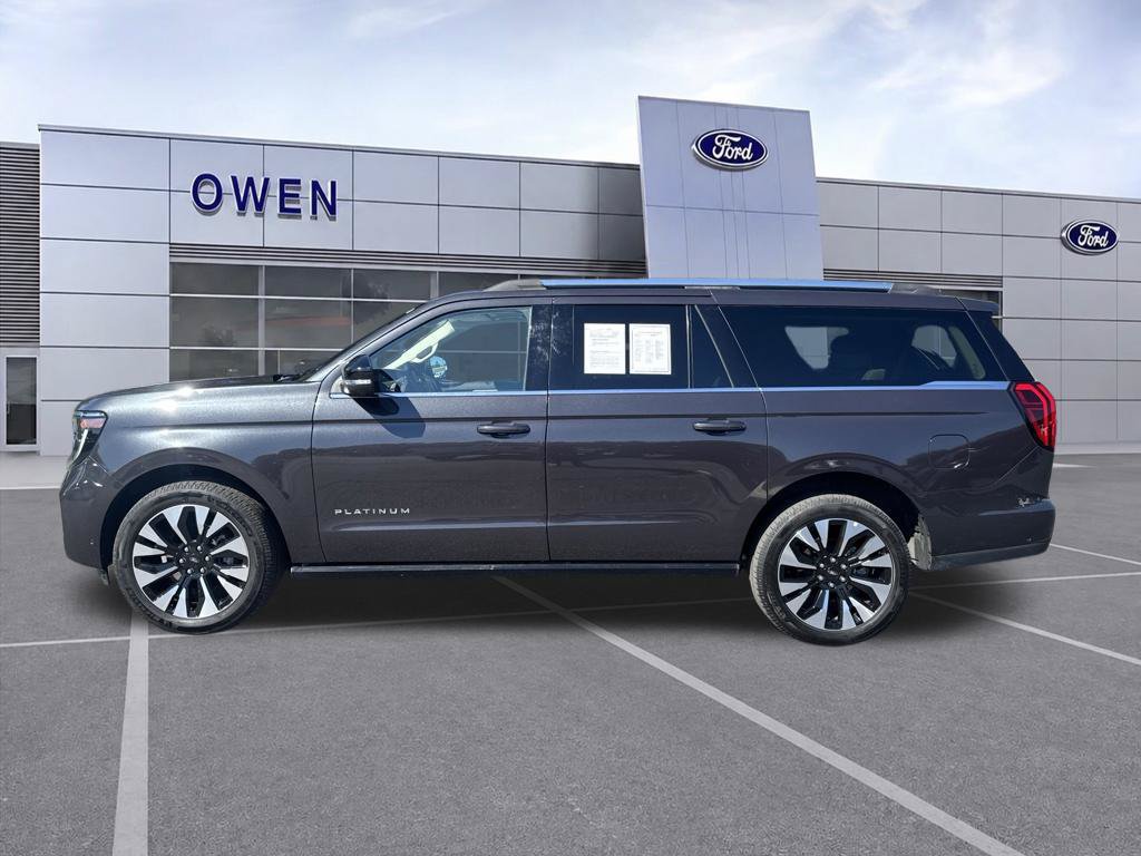 Used 2025 Ford Expedition Max Platinum w/ Driver's Package AWD/4WD image 2