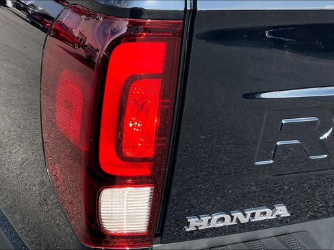 Used 2024 Honda Ridgeline Black Edition image 29