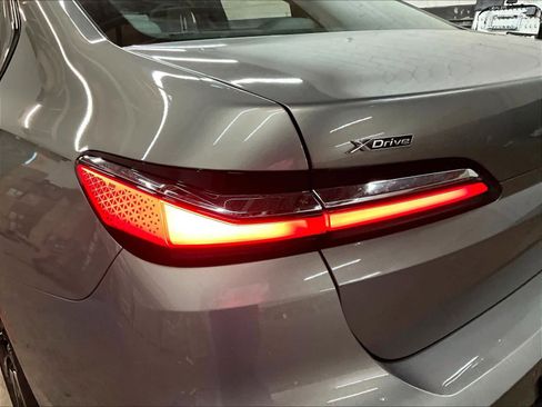 Certified 2025 BMW 760i xDrive AWD/4WD image 30