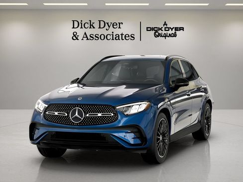 Used 2026 Mercedes-Benz GLC 300 image 37