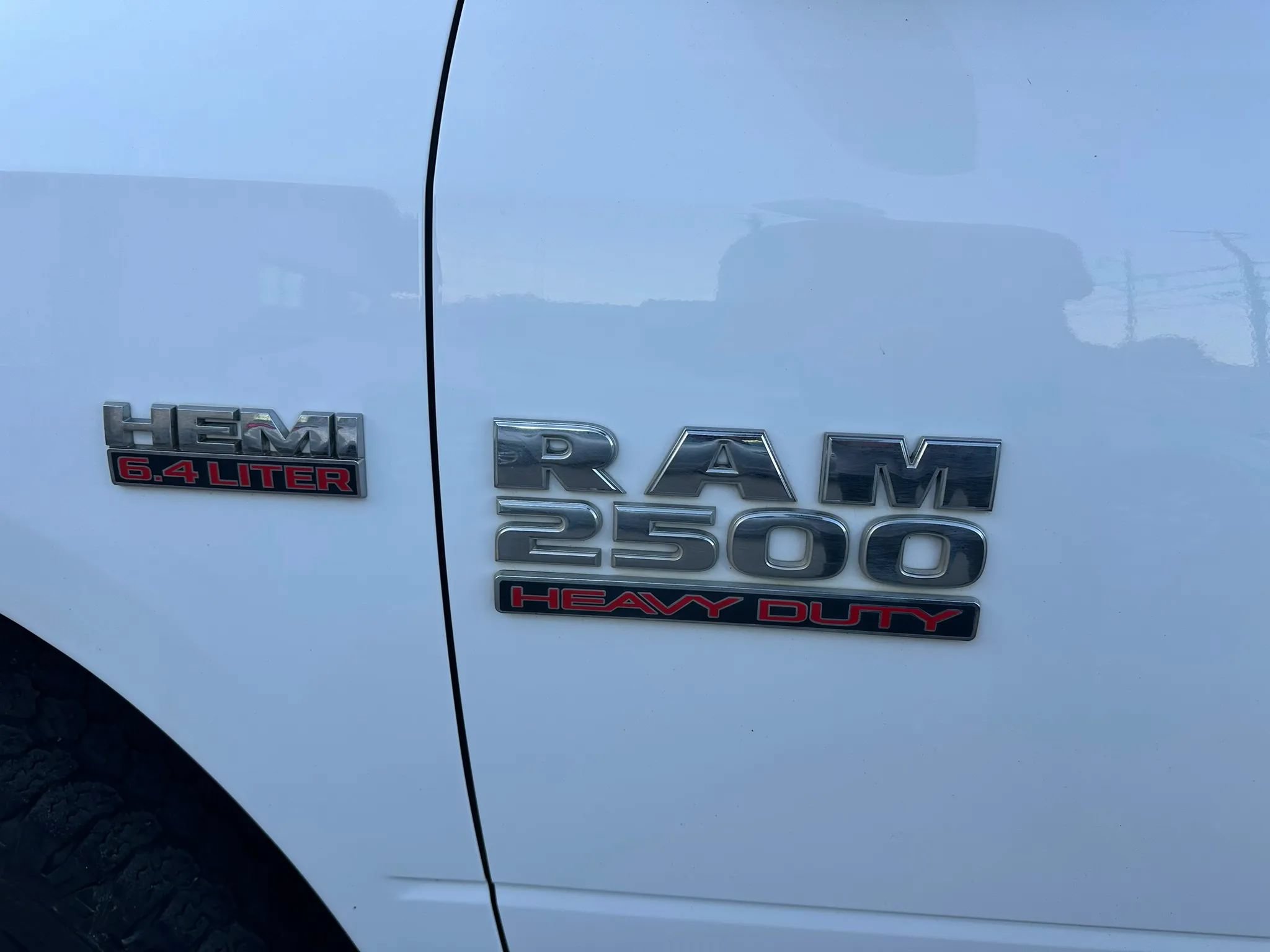 Used 2018 RAM 2500 Tradesman RWD image 21