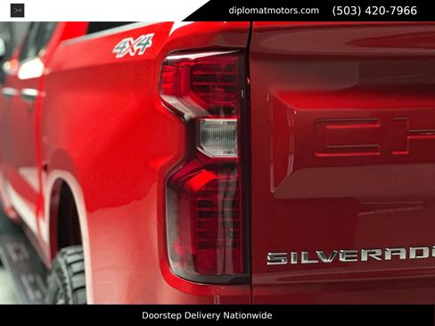 Used 2023 Chevrolet Silverado 1500 Custom image 15