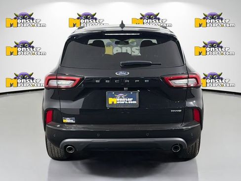 Used 2023 Ford Escape ST-Line Elite w/ Premium Technology Package image 6