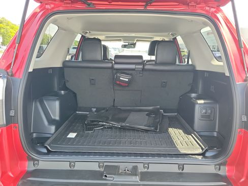 Certified 2021 Toyota 4Runner Limited AWD/4WD image 9