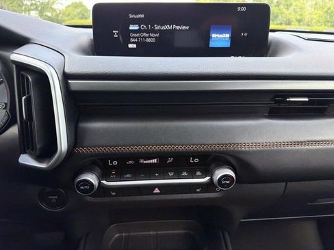 Used 2025 MAZDA CX-50 AWD 2.5 Hybrid w/ Premium Pkg image 28