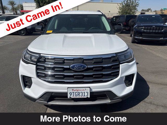 Used 2025 Ford Explorer Active RWD image 9