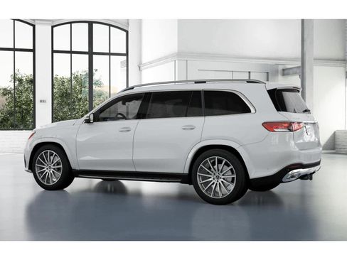 New 2026 Mercedes-Benz GLS 580 4MATIC image 29