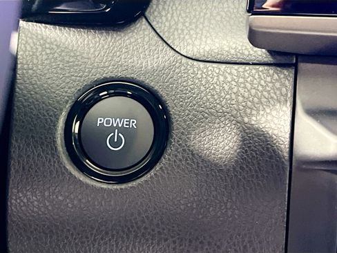 New 2026 Toyota Camry SE image 24