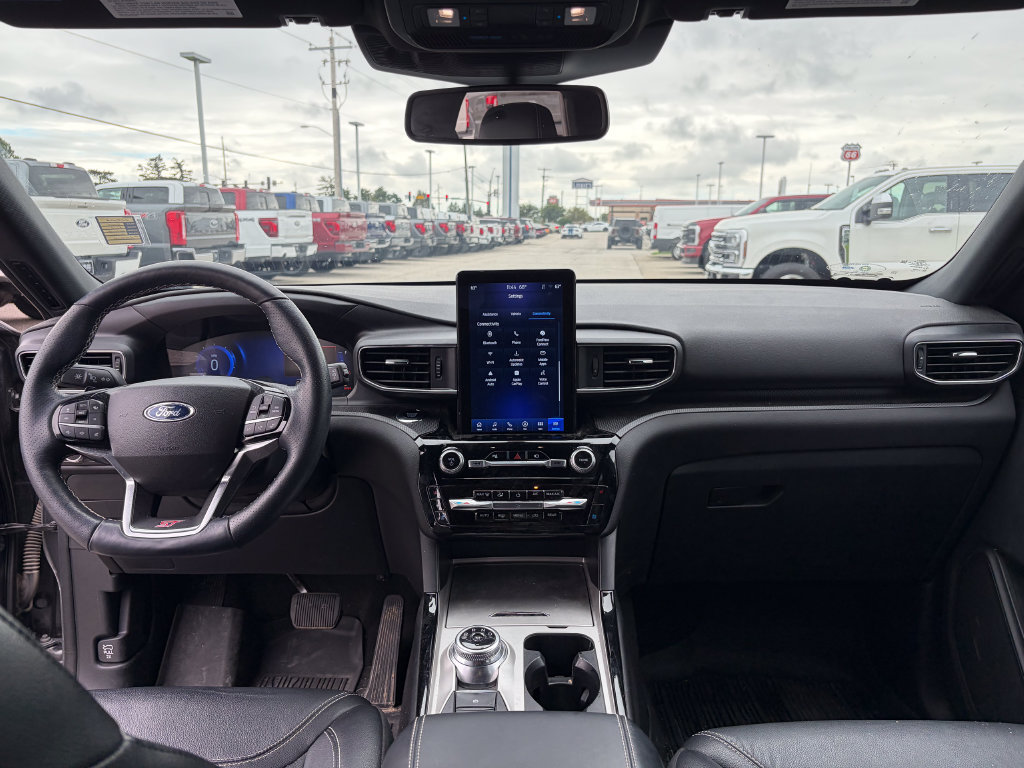 Used 2023 Ford Explorer ST w/ Equipment Group 401A AWD/4WD image 29