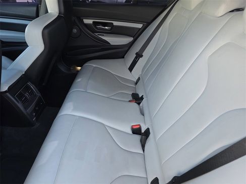 Used 2018 BMW M3 Base w/ Executive Package image 15