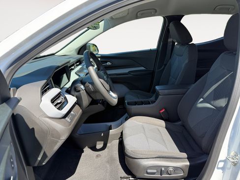 New 2027 Chevrolet Bolt LT w/ Comfort Package FWD image 10