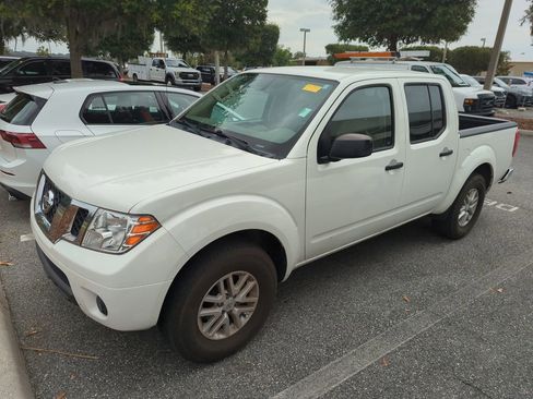 Used 2019 Nissan Frontier SV RWD image 5