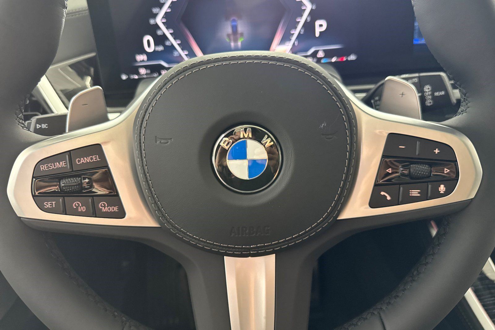 Used 2026 BMW X5 sDrive40i w/ M Sport Package RWD image 11