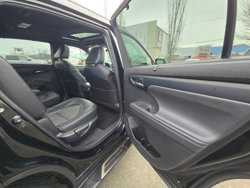 Used 2022 Toyota Highlander XSE image 14