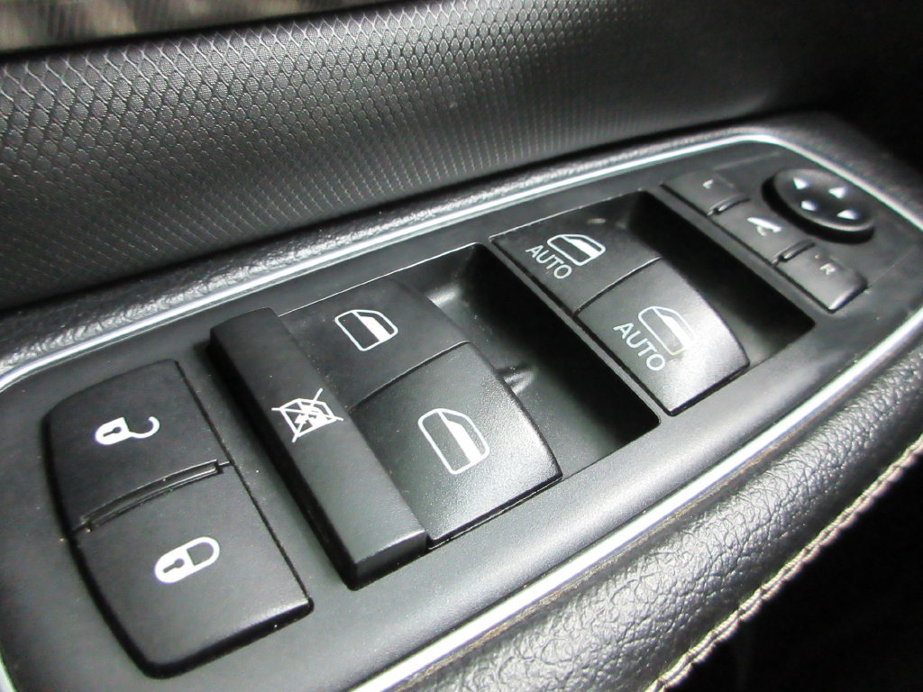 Used 2020 RAM 1500 Rebel w/ Rebel Level 1 Equipment Group AWD/4WD image 30