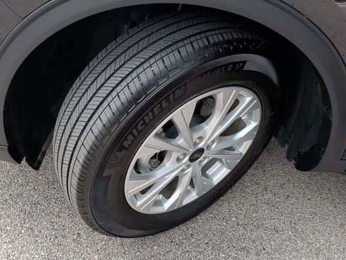 Used 2025 Ford Escape Active FWD image 40