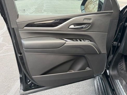 Used 2023 Cadillac Escalade Sport AWD/4WD image 12