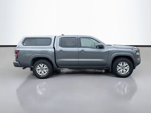 Used 2023 Nissan Frontier SV w/ SV Premium Package AWD/4WD image 2