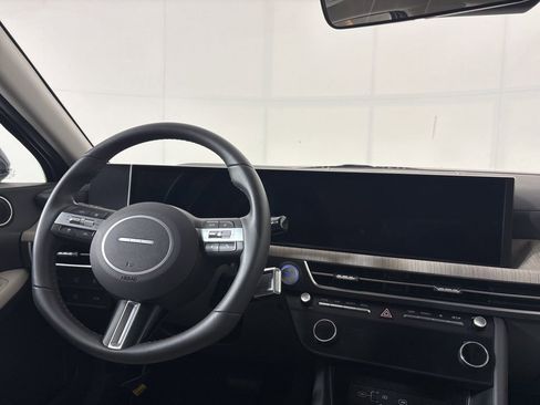 Certified 2025 Hyundai Sonata SEL FWD image 23