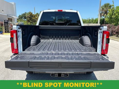 New 2026 Ford F250 Lariat w/ Black Appearance Package AWD/4WD image 10