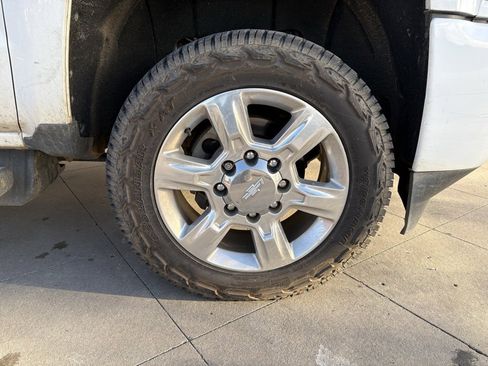 Used 2018 Chevrolet Silverado 2500 LTZ w/ Duramax Plus Package image 11