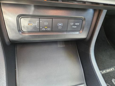 Used 2025 Hyundai Tucson SEL AWD/4WD image 28