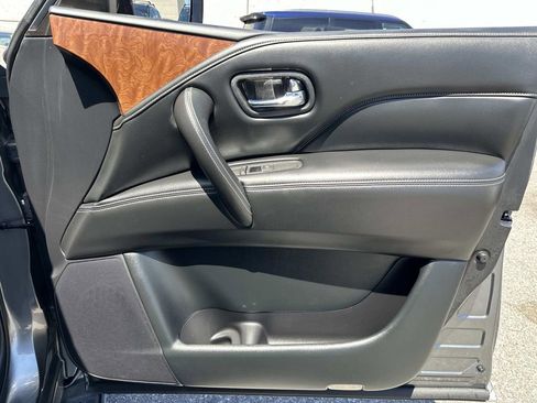 Used 2018 INFINITI QX80 4WD w/ Driver Assistance Package image 39