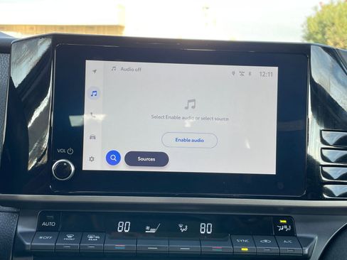 Used 2025 Toyota Camry LE image 21