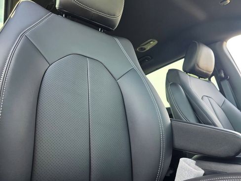 New 2026 Chrysler Voyager LX image 14