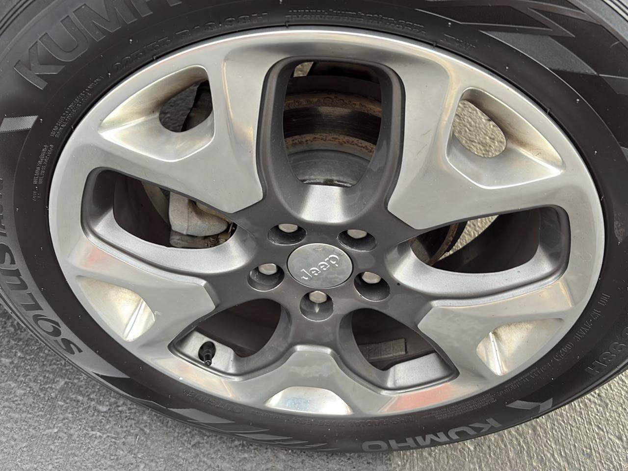 Used 2020 Jeep Compass Limited AWD/4WD image 5