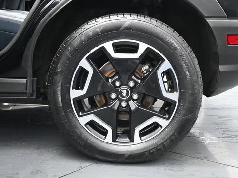 Used 2023 Ford Bronco Sport Outer Banks w/ Tech Package AWD/4WD image 24