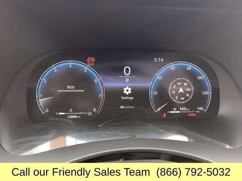 Used 2024 Toyota Highlander Platinum image 18