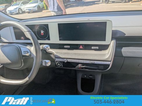 Used 2024 Hyundai Ioniq 5 SEL image 21