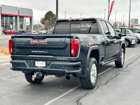 Used 2022 GMC Sierra 3500 Denali w/ Denali Ultimate Package image 5