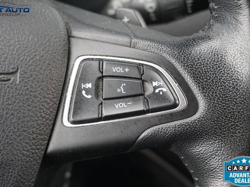 Used 2017 Ford Escape Titanium AWD/4WD image 39