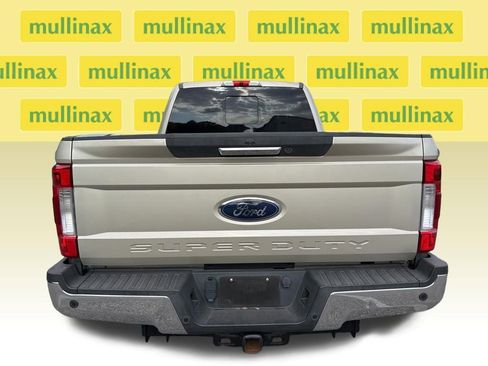 Used 2018 Ford F250 Lariat w/ Chrome Package AWD/4WD image 3