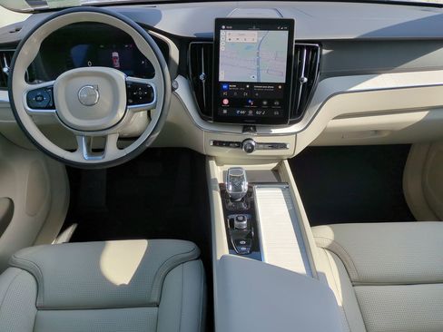 New 2026 Volvo XC60 B5 Ultra w/ Climate Package image 13