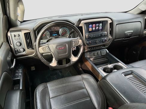 Used 2018 GMC Sierra 2500 Denali w/ Duramax Plus Package AWD/4WD image 23