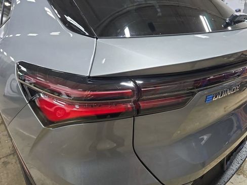 New 2026 Chevrolet Equinox EV LT image 33