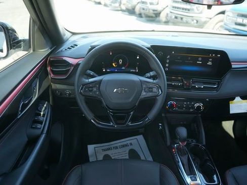 Used 2024 Chevrolet TrailBlazer RS w/ Driver Confidence Package image 21