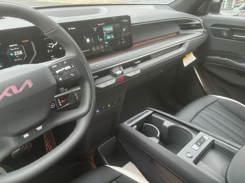 New 2026 Kia EV9 GT-Line image 28
