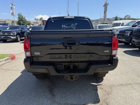 Used 2019 Toyota Tacoma TRD Off-Road w/ TRD Premium Off Road Package AWD/4WD image 5